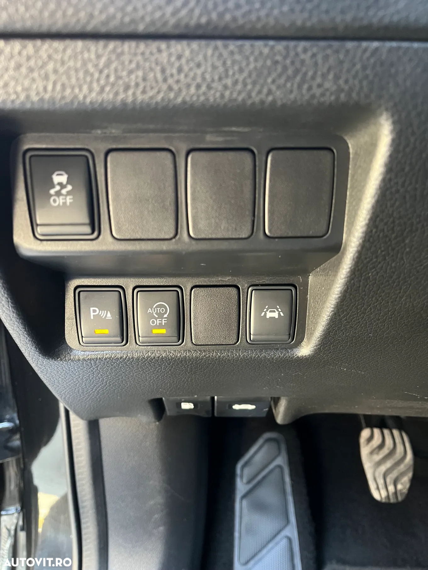 Nissan Qashqai 1.6 DCI TEKNA - 16
