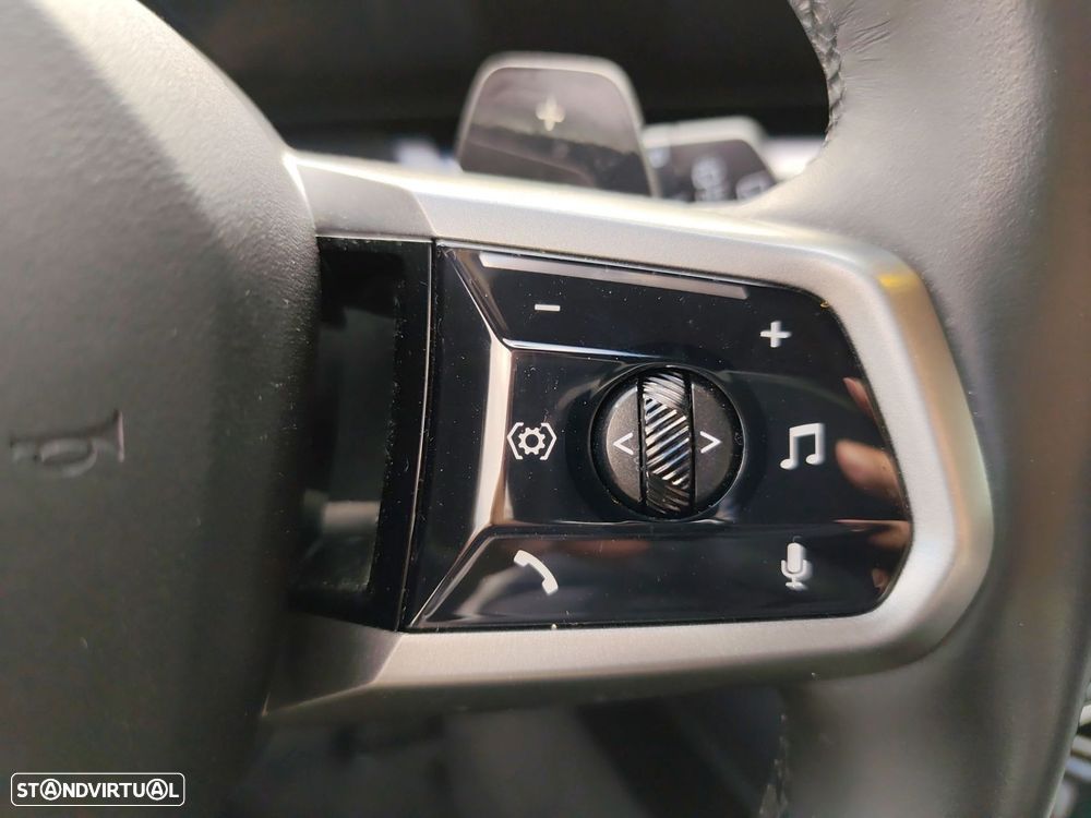 BMW 520 d Pack Desportivo M - 19