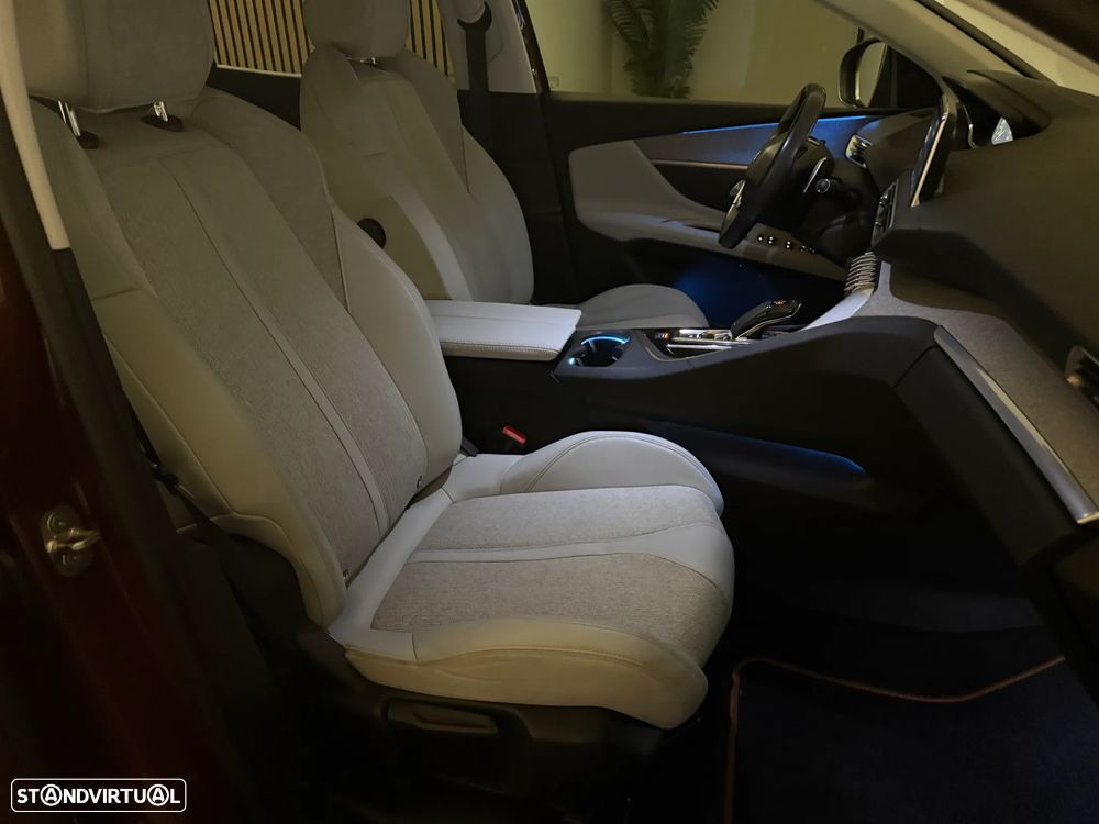 Peugeot 3008 1.6 BlueHDi Allure EAT6 J18 - 22