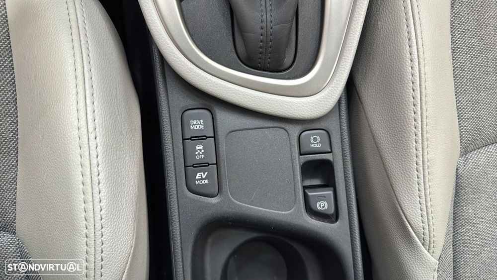 Toyota Yaris 1.5 HDF Luxury - 14