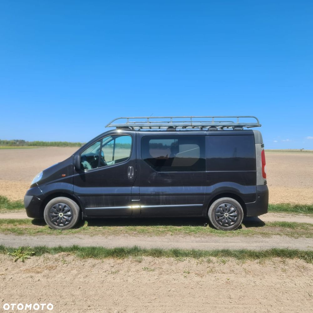 Opel VIVARO 6-OSOBOWY - 4