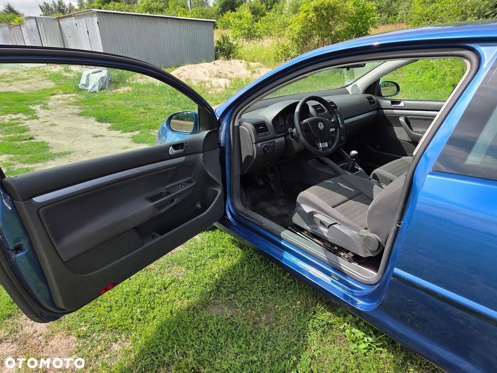 Volkswagen Golf 1.6 Tour Edition - 5