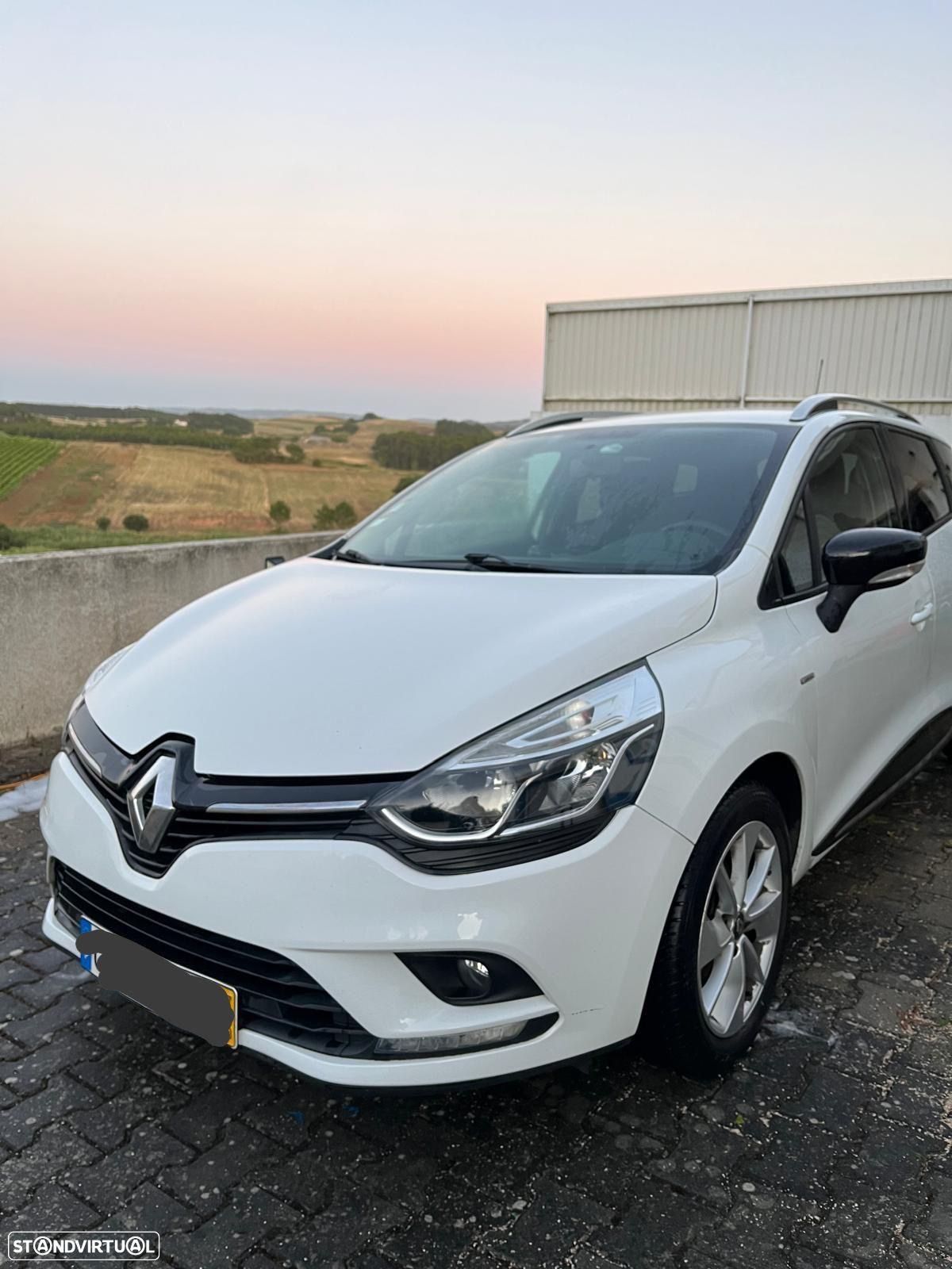 Renault Clio Sport Tourer 1.5 dCi Limited - 4