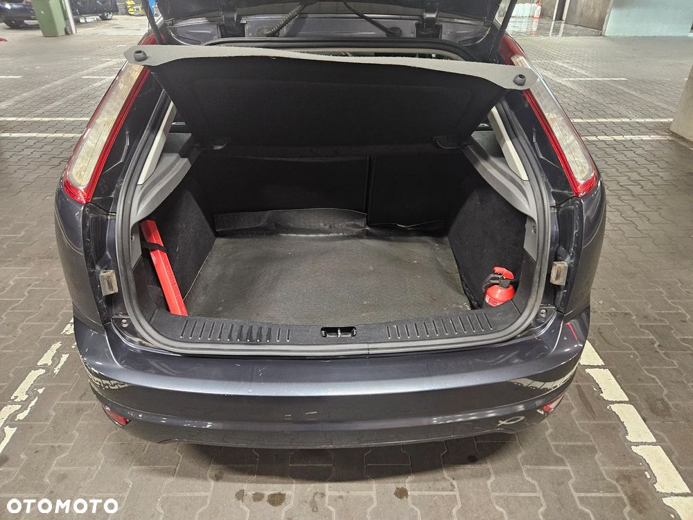 Ford Focus - 6