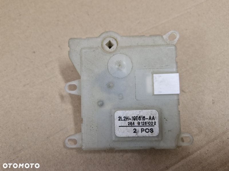 LINCOLN NAVIGATOR 2 II SILNICZEK NAGRZEWNICY NAWIEWU 2L2H-19E616-AA - 3