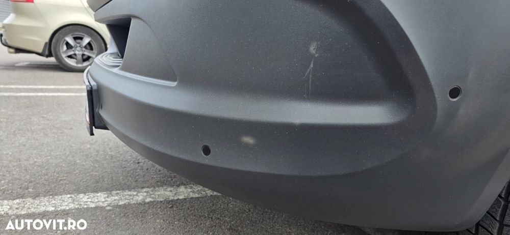 Mercedes-Benz Sprinter - 14