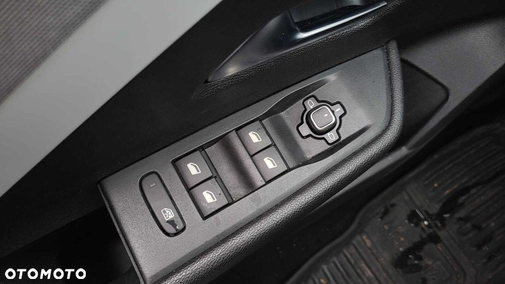Opel Astra - 16