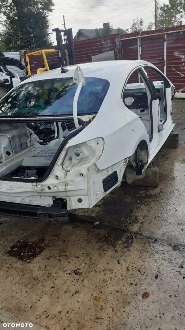 Błotniki prawy lewy tył passat cc lift
