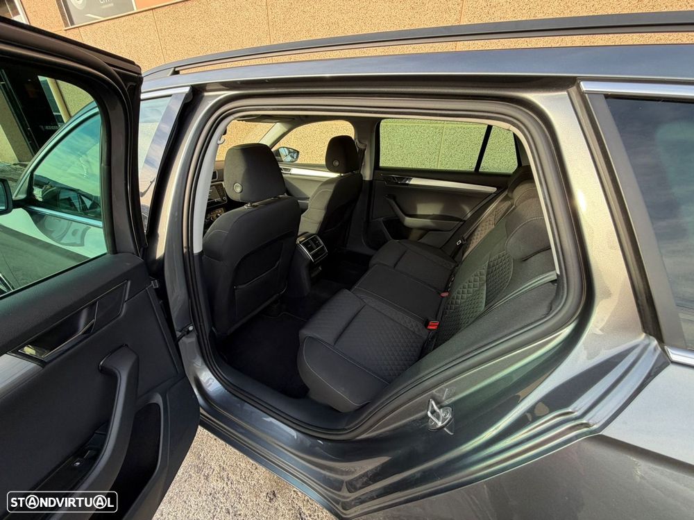 Skoda Superb Break 2.0 TDI Business Line DSG - 8