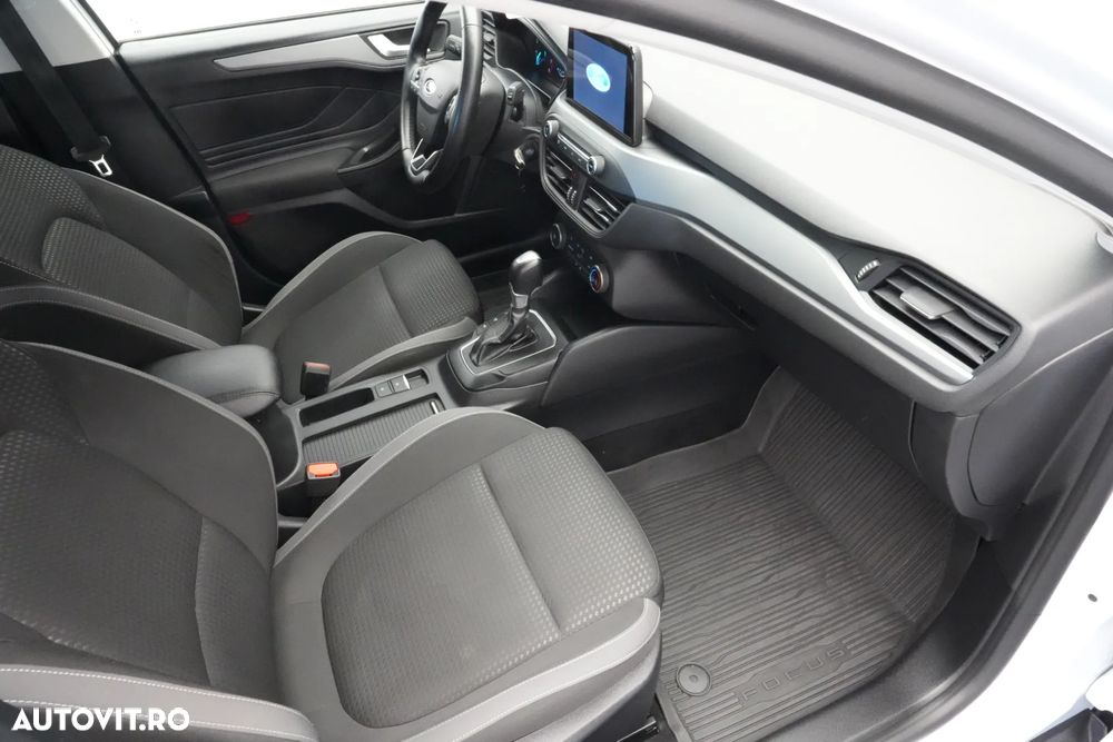 Ford Focus 1.0 EcoBoost Titanium Business - 13