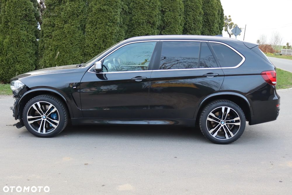 BMW X5 M M50d - 12