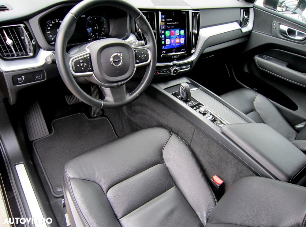 Volvo XC 60 B4 D Geartronic Momentum Pro - 20