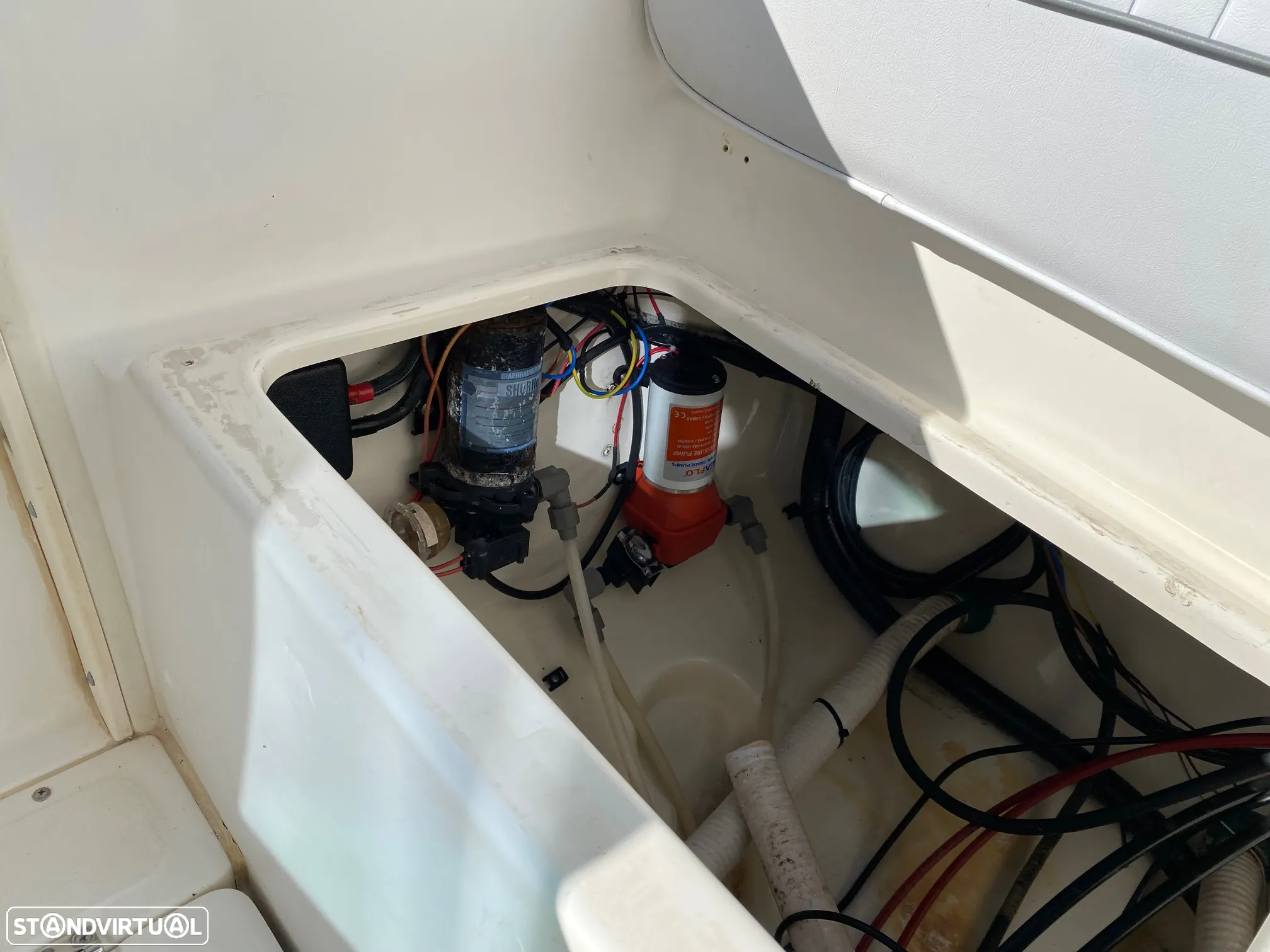 Boston Whaler Outrage 21 - 25