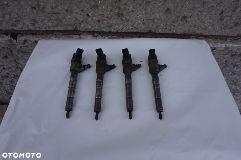 WTRYSK 1.3 CDTI OPEL ASTRA CORSA COMBO FIAT DOBLO 0445110083 - 3