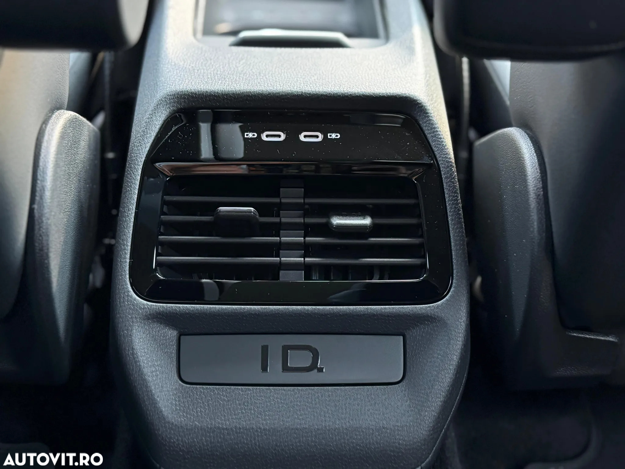 Volkswagen ID.4 77 kWh Pro - 14