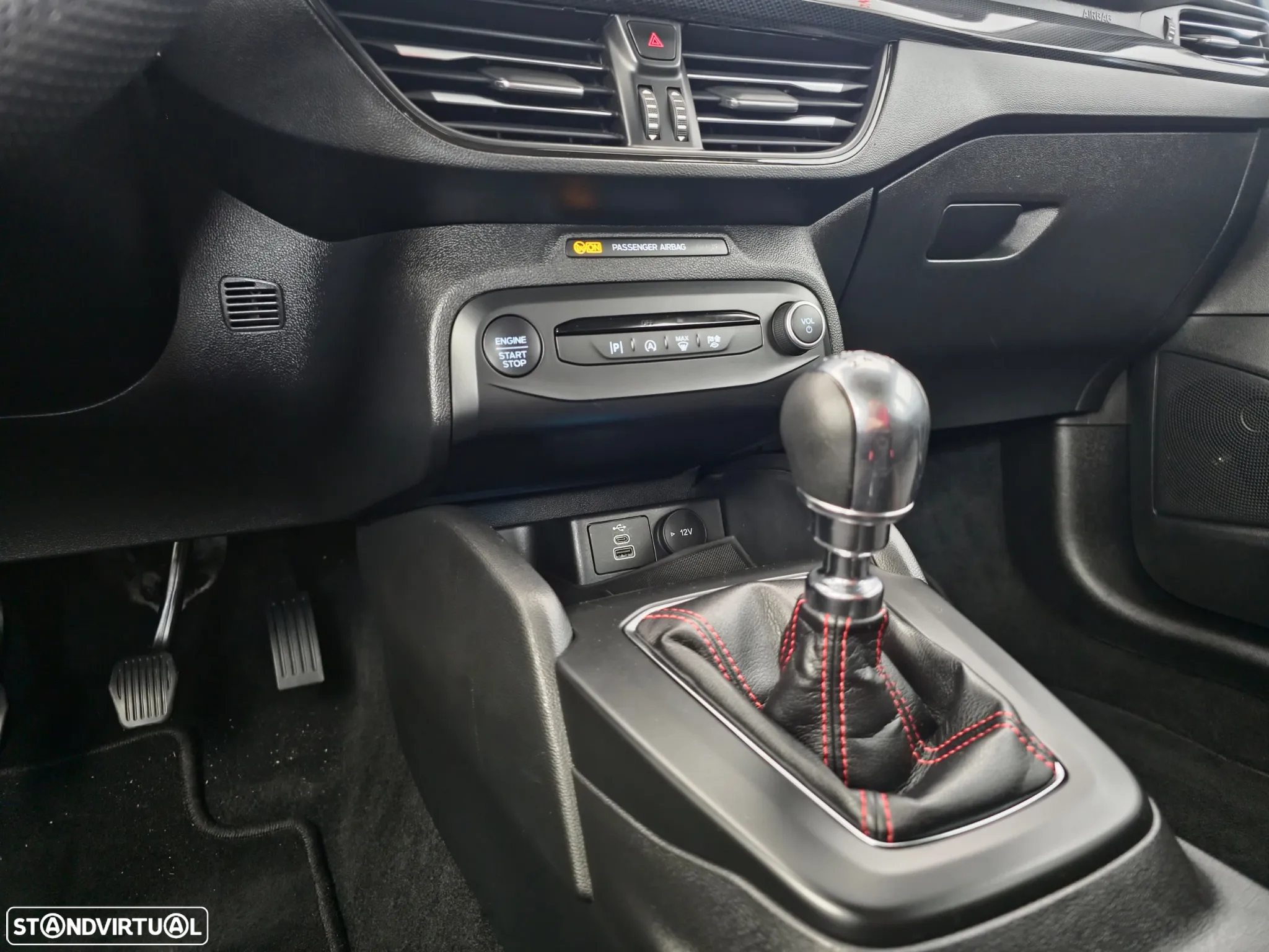 Ford Focus SW 1.0 EcoBoost MHEV ST-Line - 21