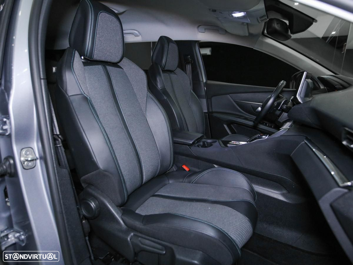 Peugeot 5008 1.5 BlueHDi Allure EAT8 - 9