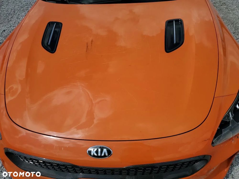 Kia Stinger - 7