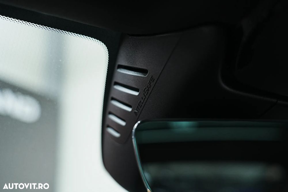 Volvo XC 60 T6 AWD AT PHEV Plus Dark - 38