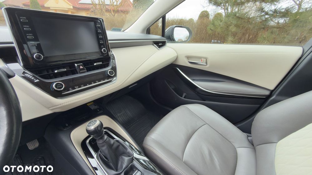 Toyota Corolla 1.6 Executive - 7