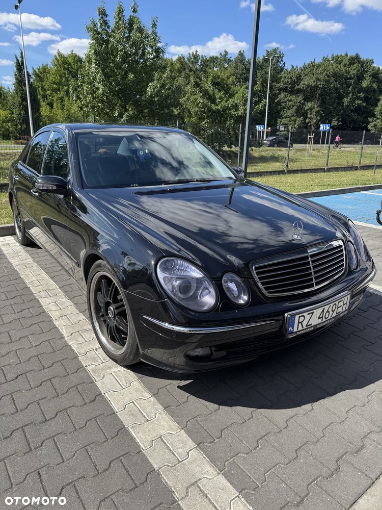 Mercedes-Benz Klasa E - 1