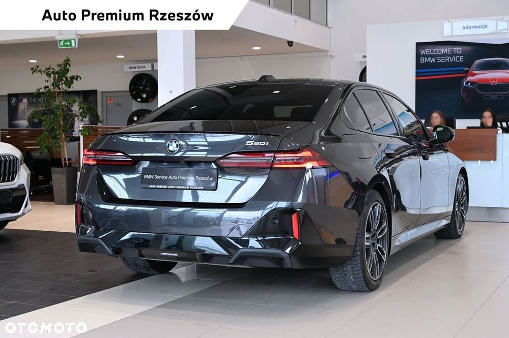 BMW Seria 5 - 18