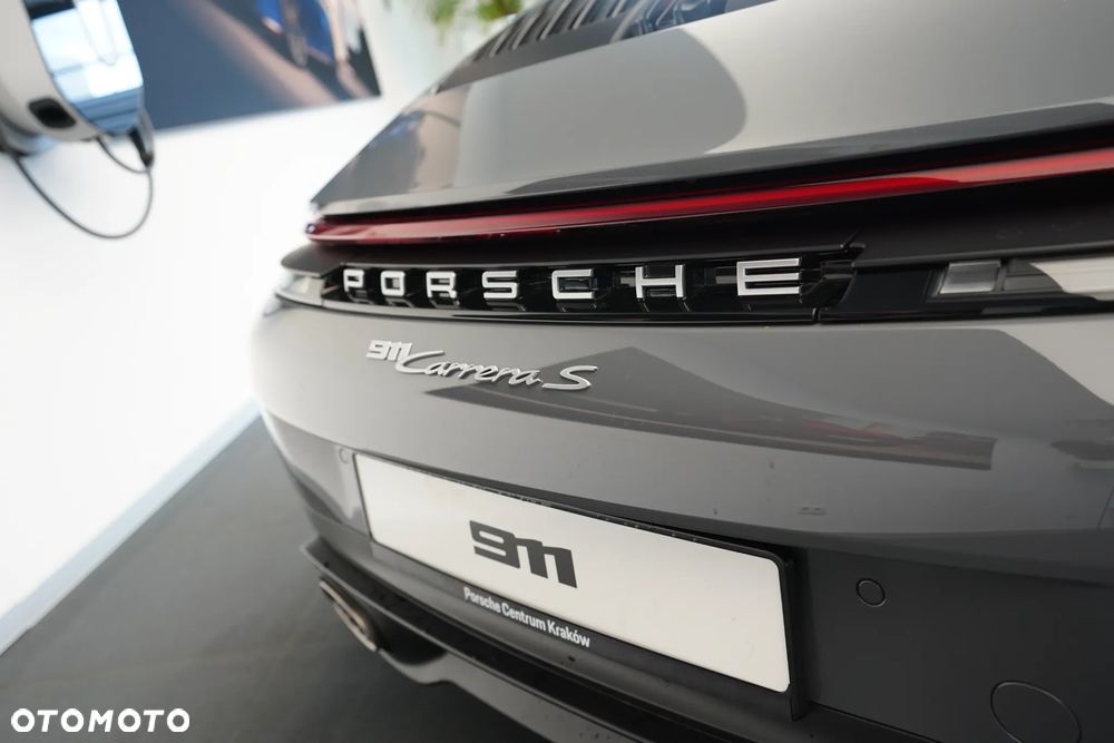 Porsche 911 Carrera S - 35