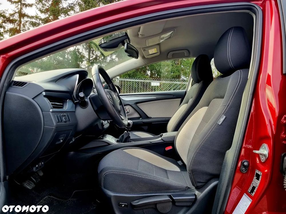 Toyota Avensis 1.8 Prestige - 9