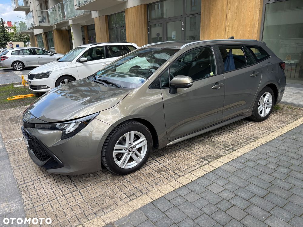 Toyota Corolla 2.0 Hybrid Comfort - 4