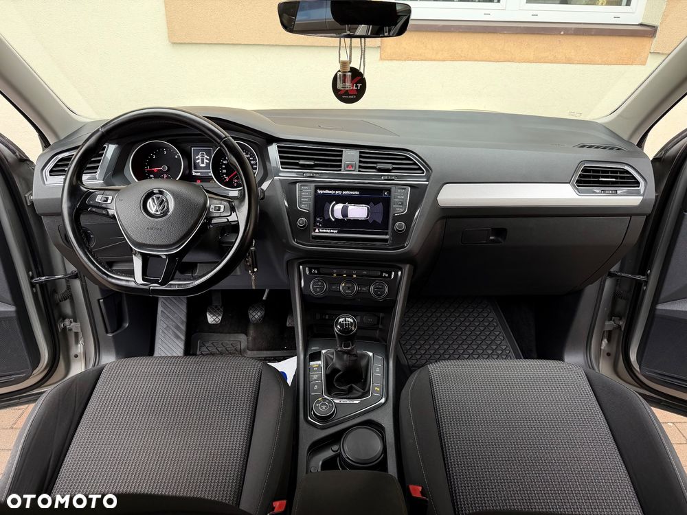 Volkswagen Tiguan 2.0 TDI SCR 4Motion (BlueMotion Tech) Comfortline - 31