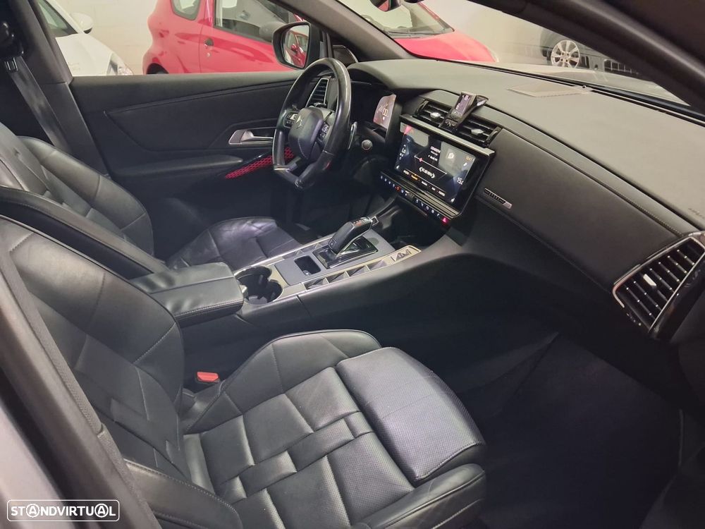 DS DS7 Crossback - 21