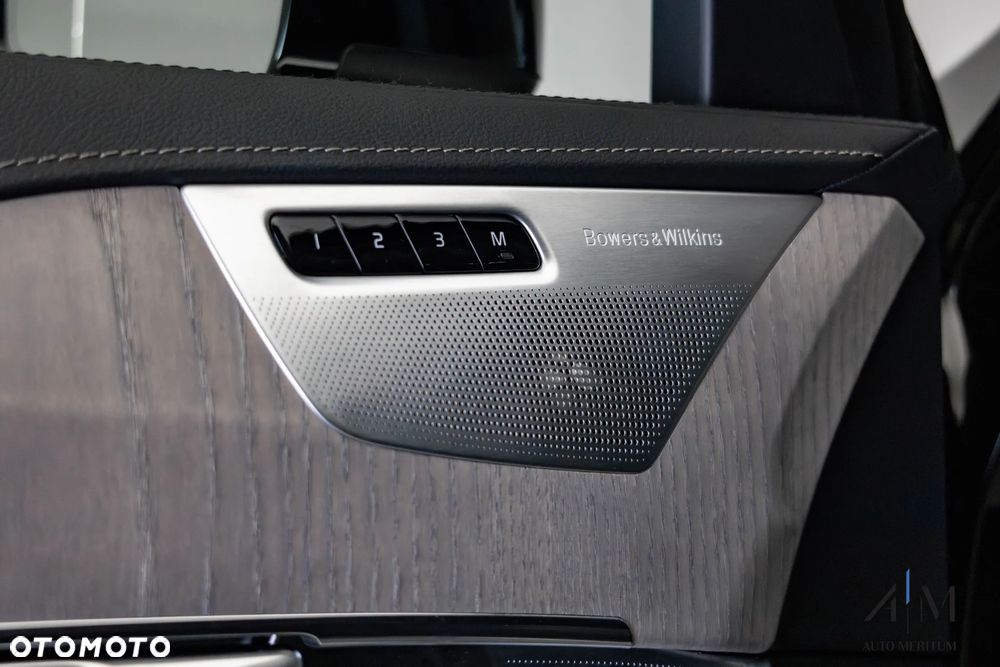 Volvo XC 90 T8 AWD Plug-In Hybrid Ultimate Bright 7os - 23