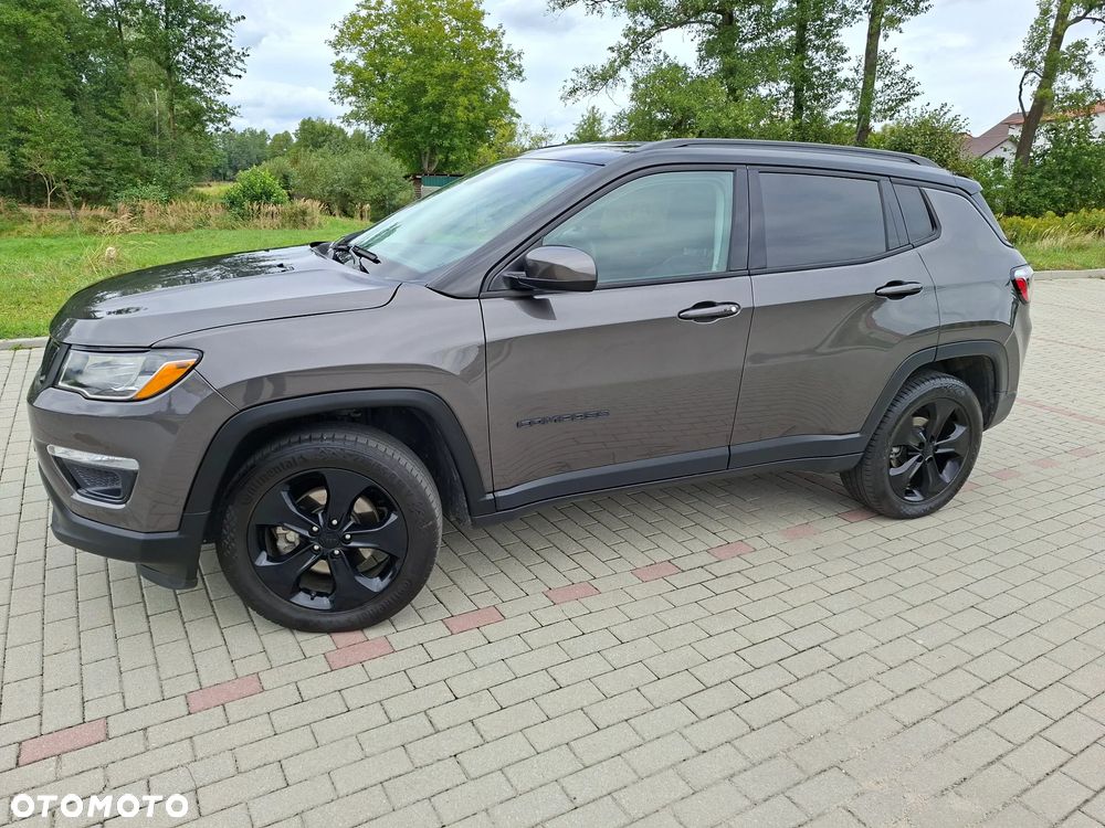Jeep Compass - 2