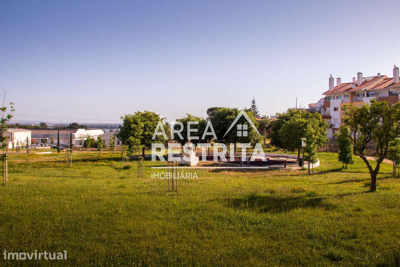 Apartamento T3 Premium no Barreiro com vista para o Rio - Grande imagem: 3/45