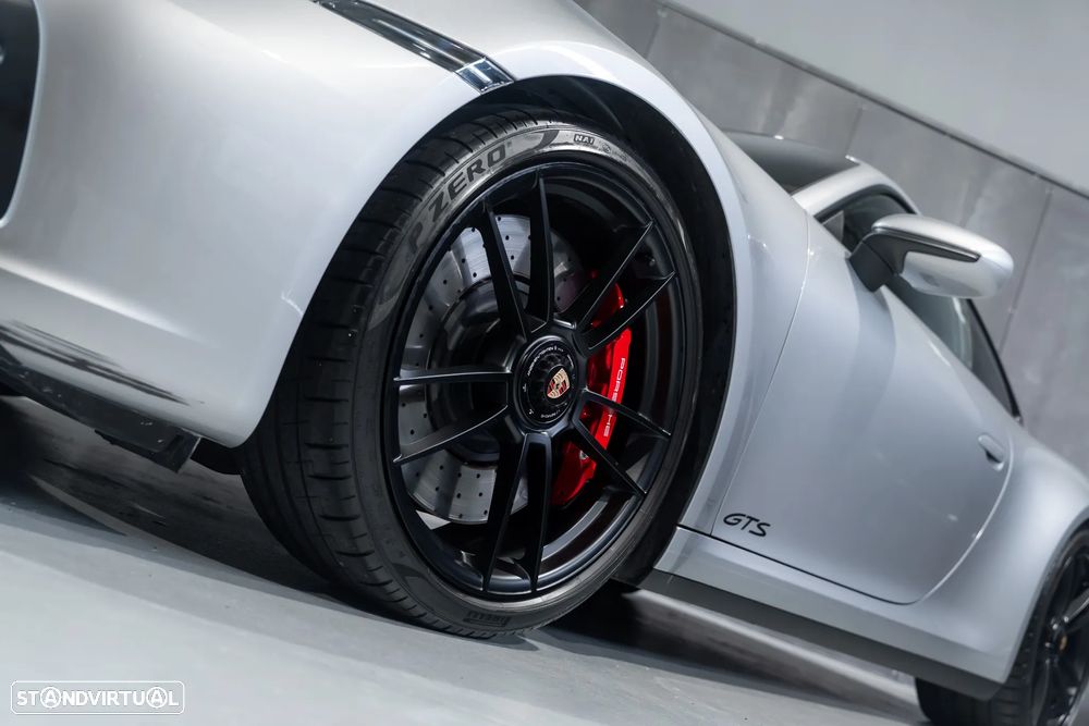 Porsche 911 (992) Carrera GTS PDK - 3