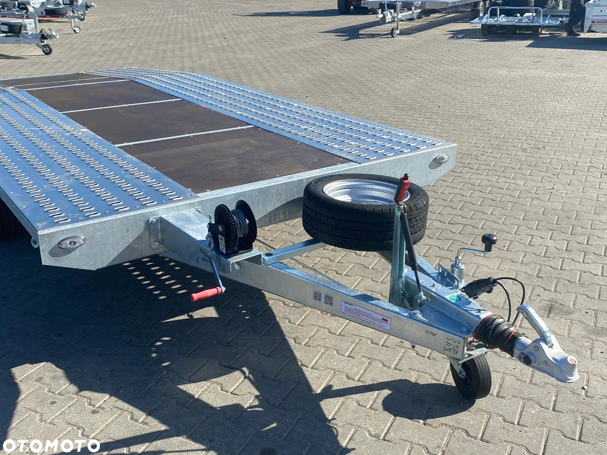 Niewiadów DOSTAWA! Laweta JUPITER wym. 450x210 Podłoga ze sklejki, najazdy, wciągarka, koło zapasowe! DMC 2700 kg Idealna do przewozu samochodów! - 7