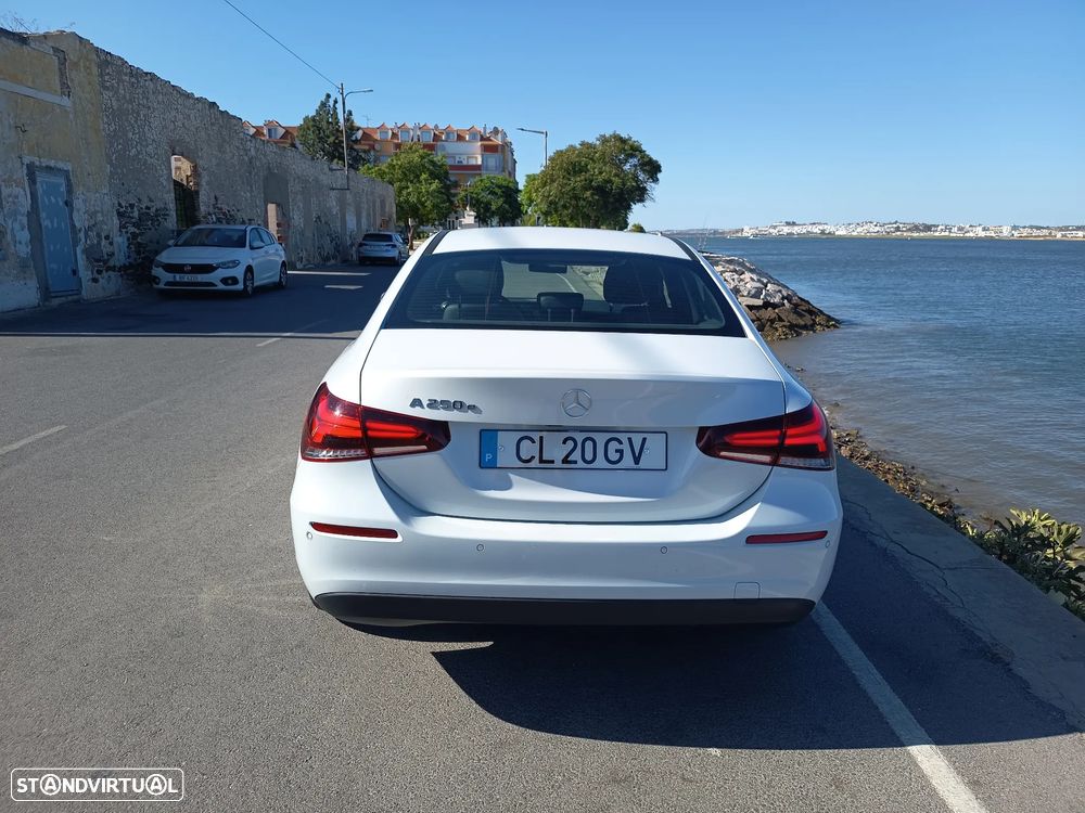 Mercedes-Benz A 250 Limousine e 8G-DCT Progressive - 9