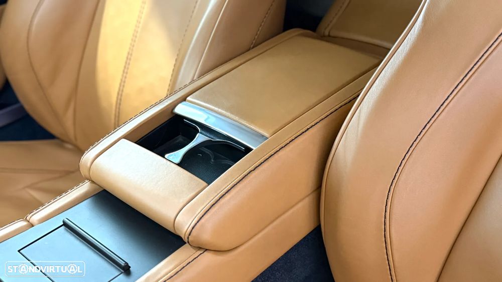 Aston Martin Vantage Roadster V8 Sportshift - 31