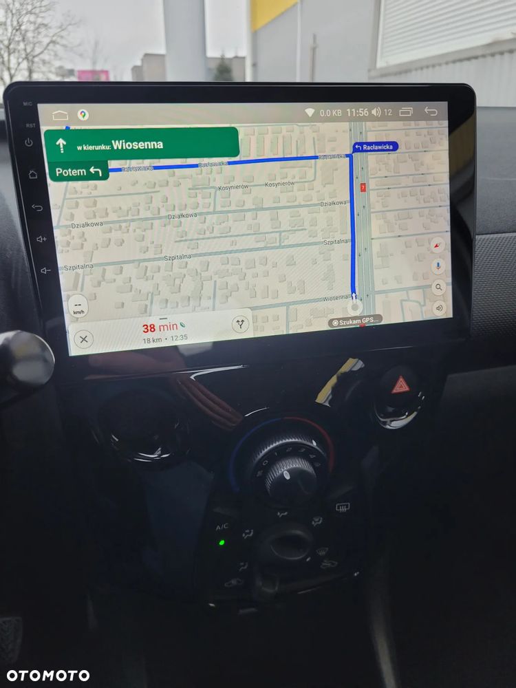 Toyota Aygo x-trend - 9