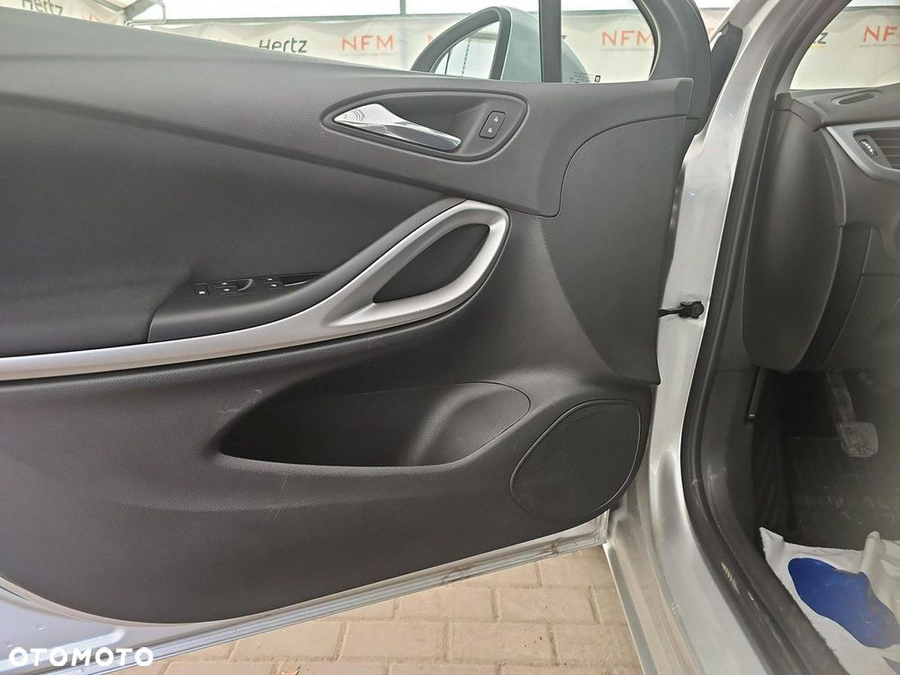 Opel Astra - 11