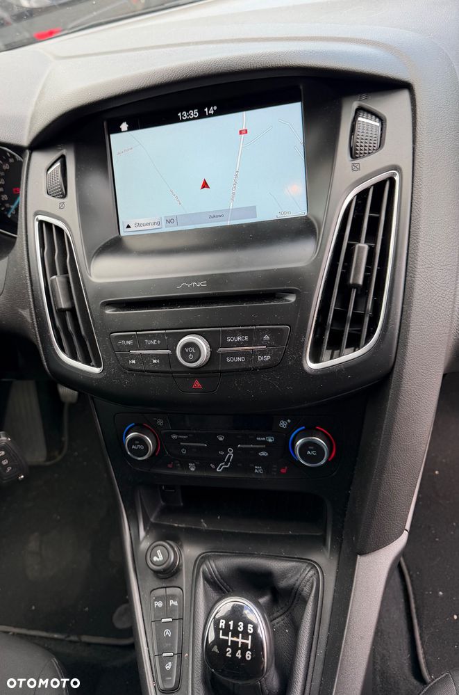 Ford Focus 1.0 EcoBoost Titanium ASS - 9
