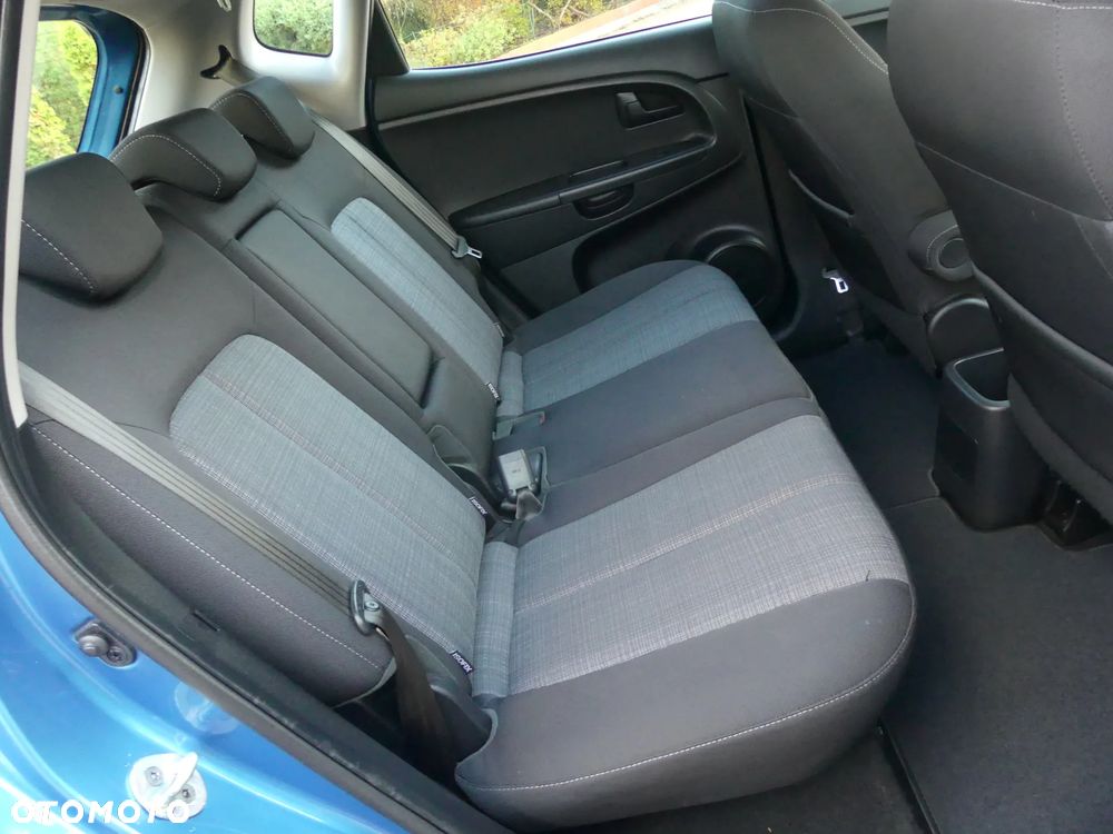 Kia Venga 1.6 M - 21