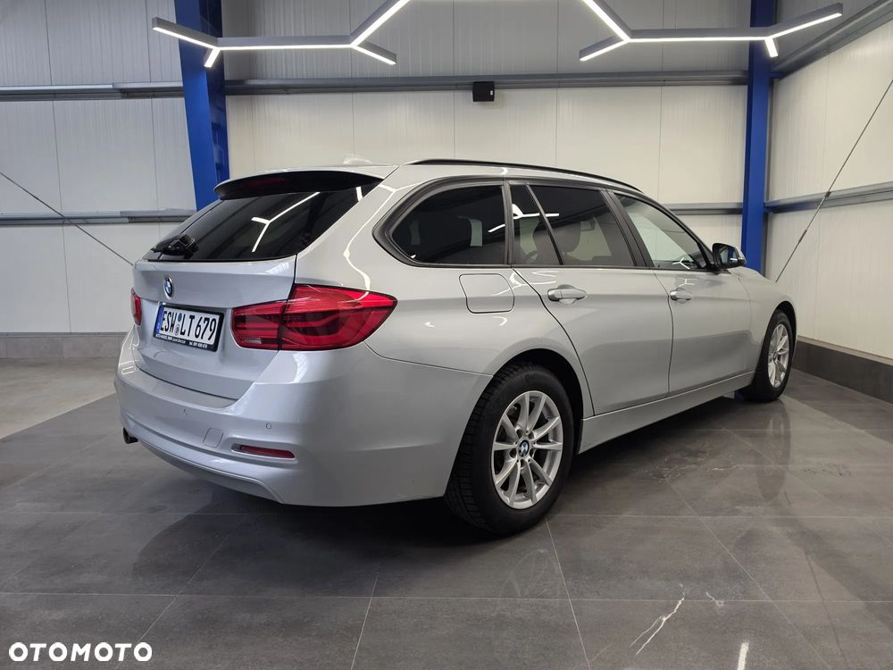 BMW Seria 3 318d Advantage - 11