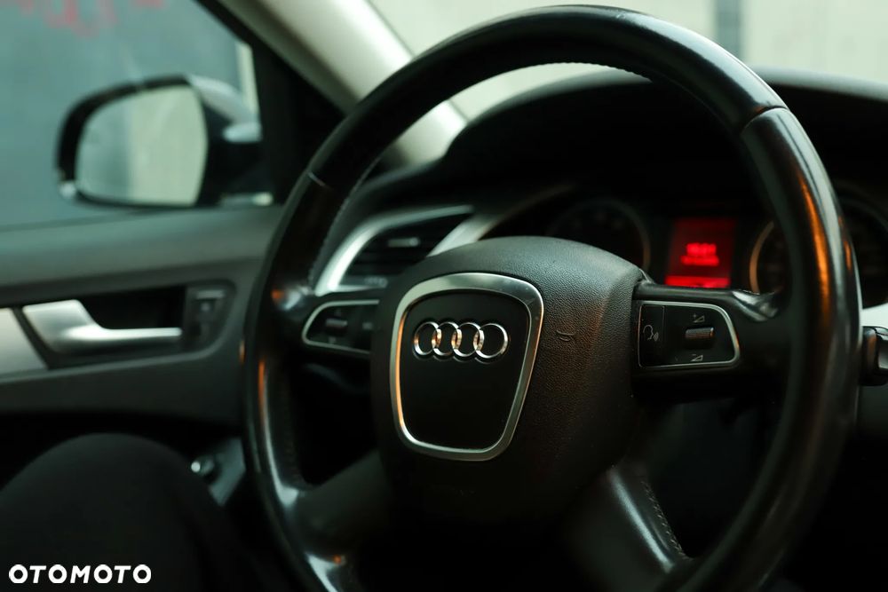 Audi A4 Limousine - 19