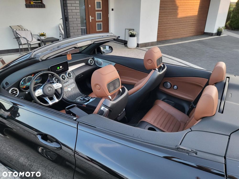 Mercedes-Benz Klasa C 43 AMG 4MATIC - 37