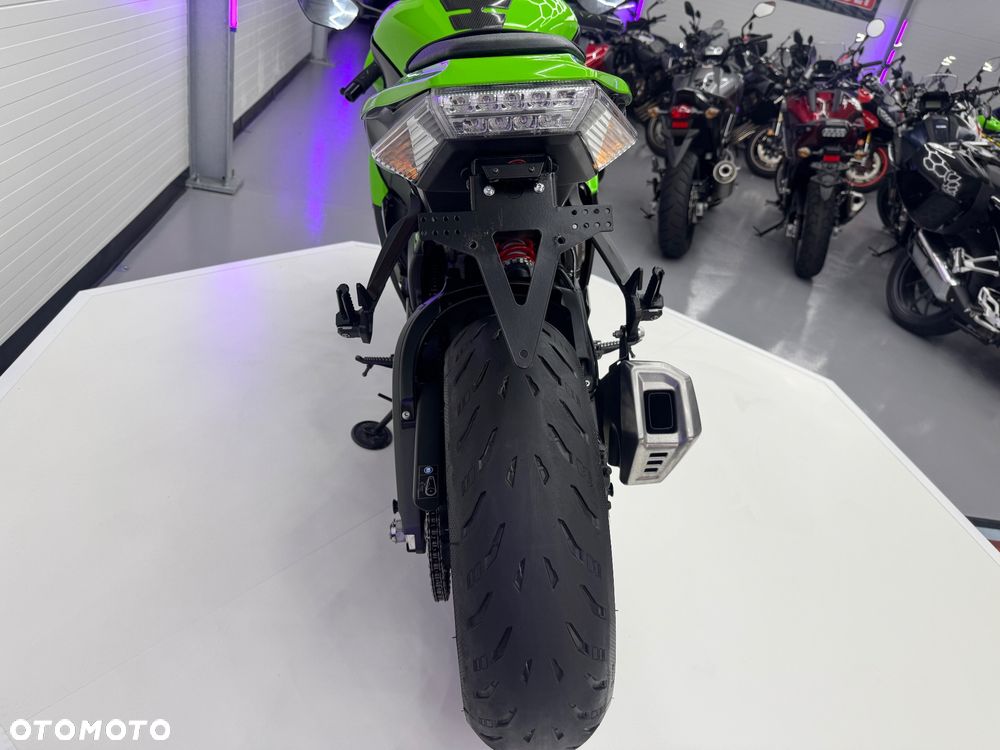 Kawasaki ZX - 20