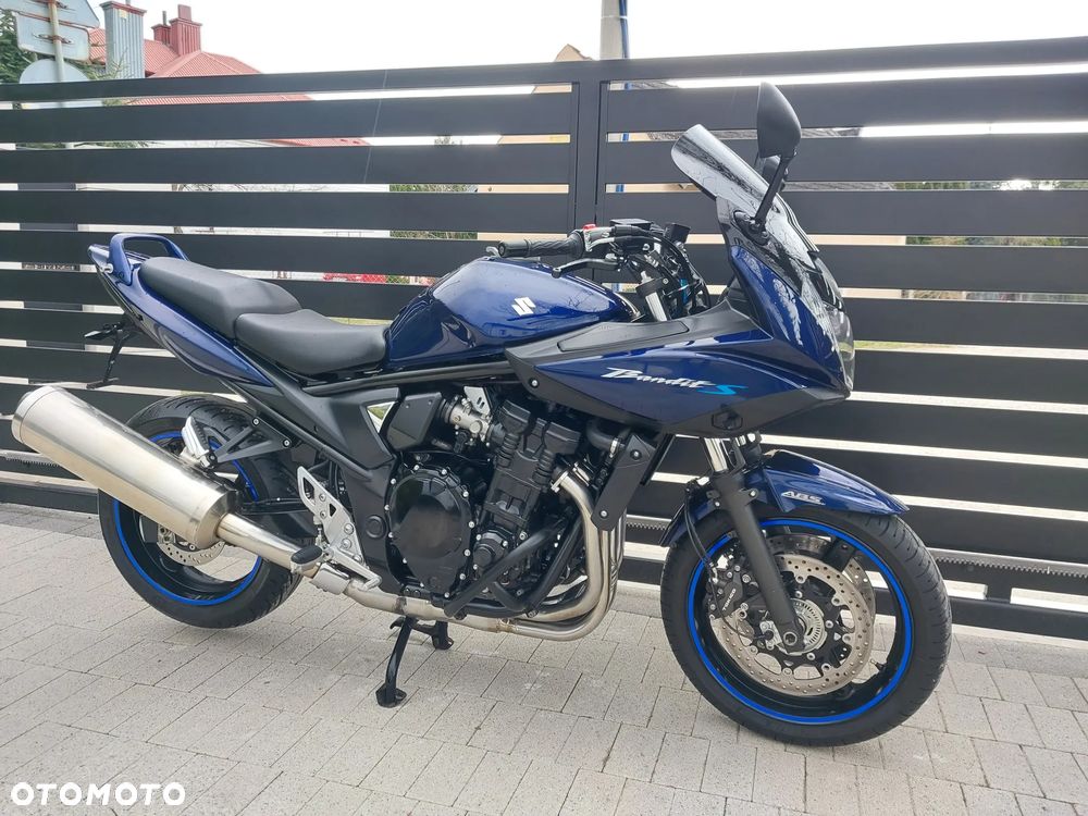 Suzuki Bandit - 3