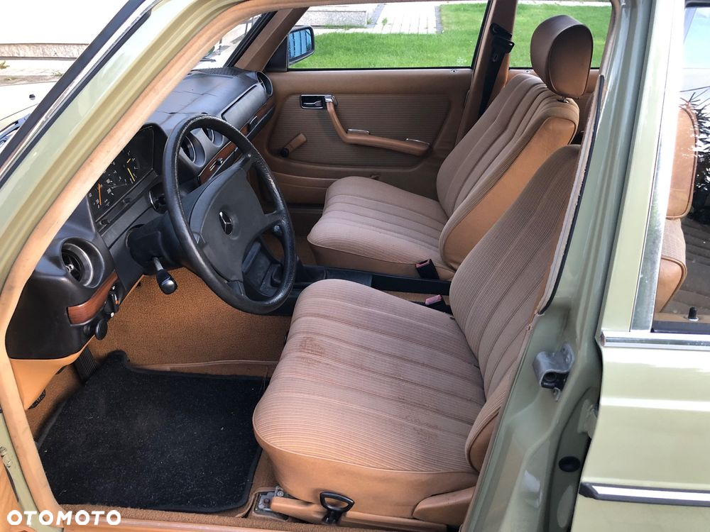 Mercedes-Benz W123 - 5