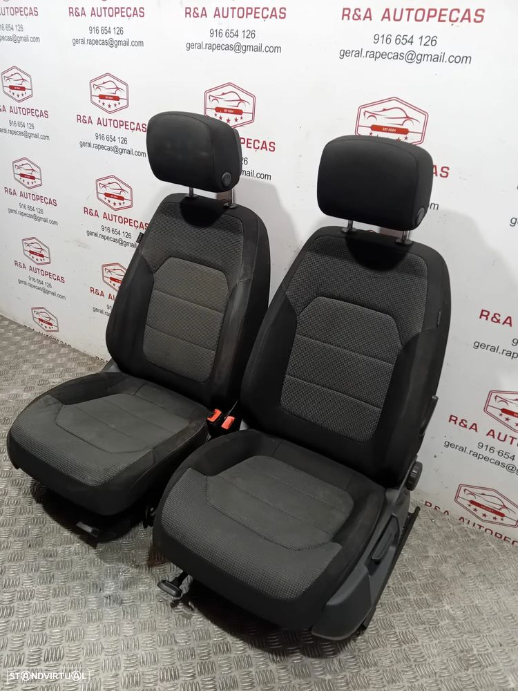 Conjunto de Bancos Passat B7 em Tecido Original - 5