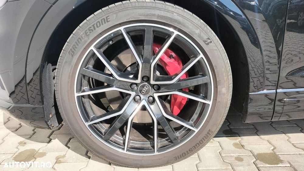 Audi SQ8 - 18